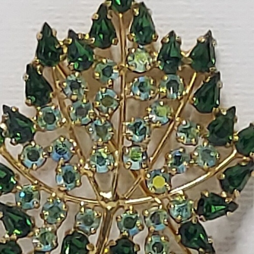 Leaf Pin Brooch Green Rhinestones 2" - Picture 2 of 6